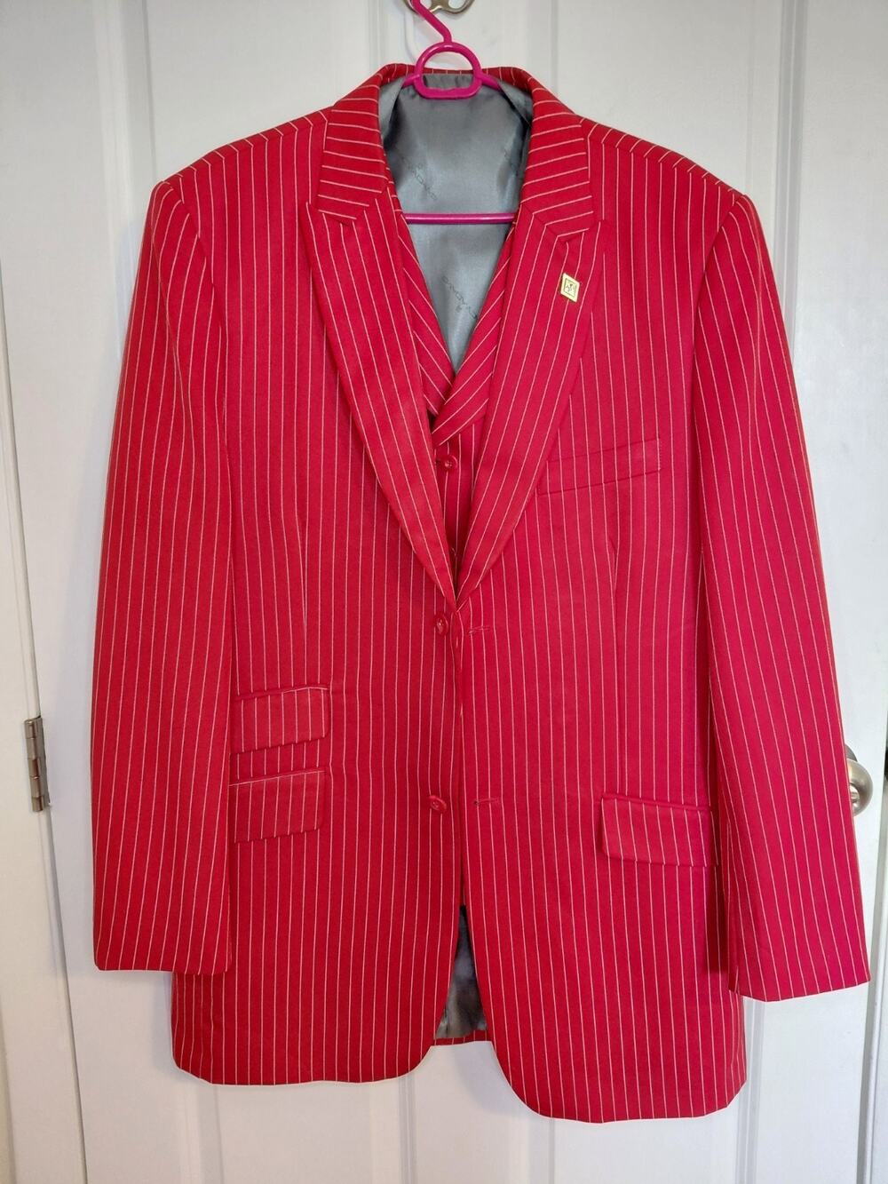 Vintage Stacy Adams Men's 3-Piece Red Pinstripe Suit – Blazer, Vest & Pants Y2K